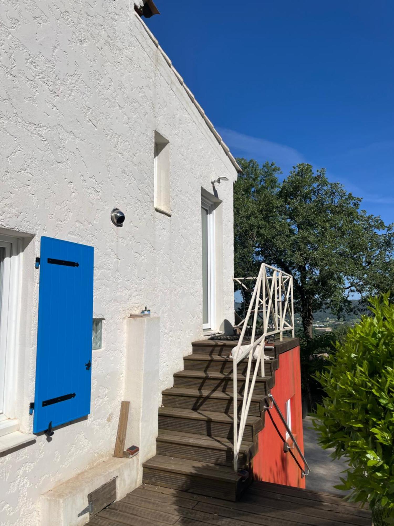 Appartement Superbe En Duplex Independant Brignoles